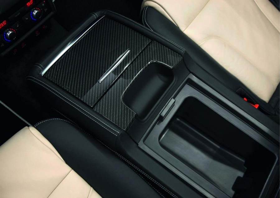 Детали интерьера Audi Q7 V12 TDI Quattro (4L) 2008 года  (фото 42 из 73)